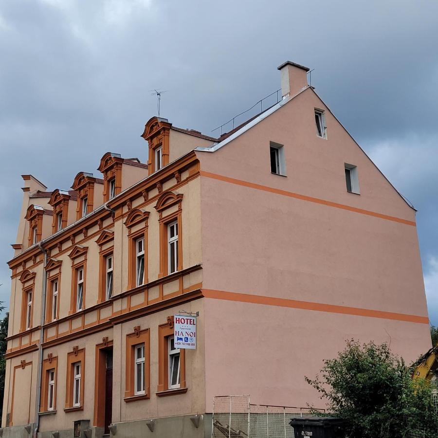 Studentska Apartments カルロヴィ・ヴァリ エクステリア 写真